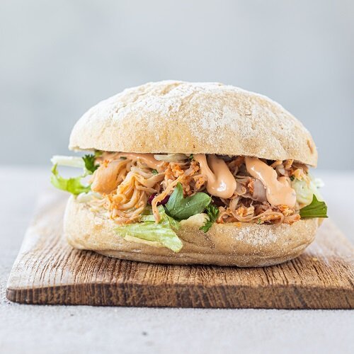 Lunch box met pulled chicken Lunch box met pulled chicken