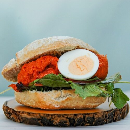 Lunch box met filet Americain - Intern Lunch box met filet Americain - Intern